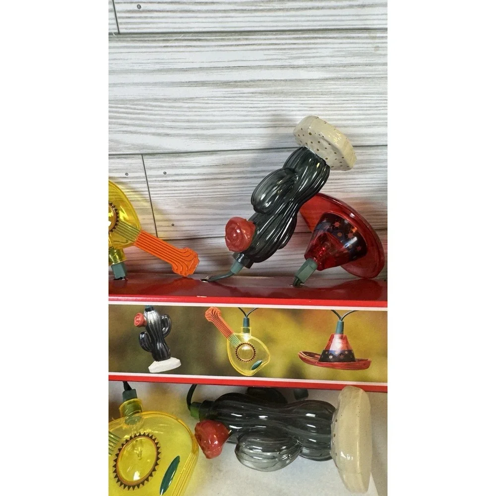 Jetmax Celebrations indoor outdoor set of 10 light (one Is Missing)
